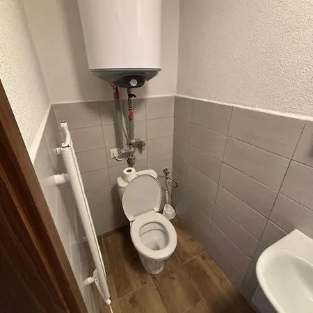 Na Spolocnom Dvore